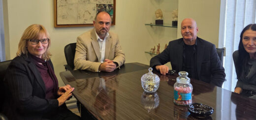 Посета на поранешниот вработен конзерватор за ѕидно сликарство, Славчо Соколовски